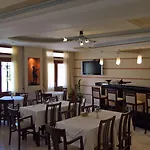 فندق Evanik Chic 3*