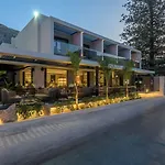 Evanik Chic Hotel 3*