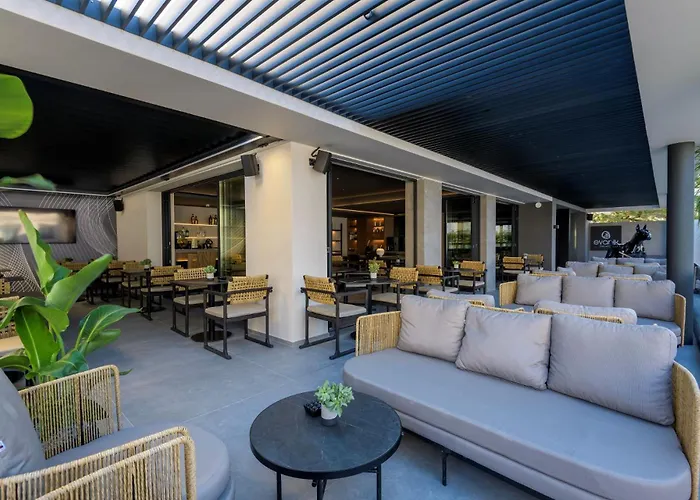 Otel Evanik Chic Kilimli